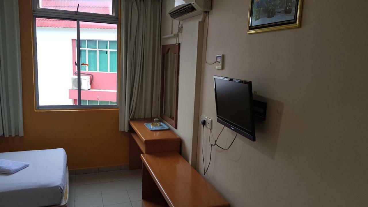 Prime Hotel Limbang Extérieur photo